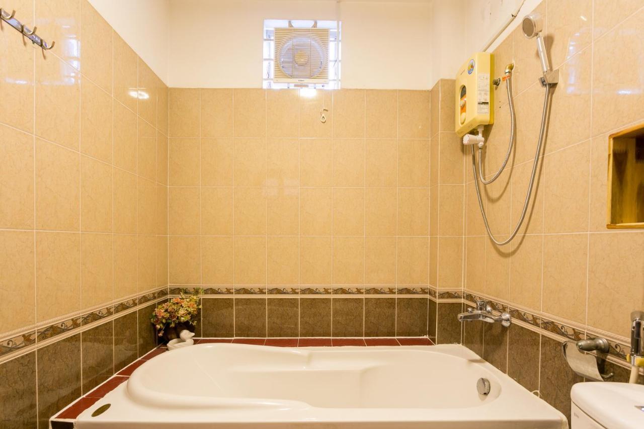 Spot On 676 Jimmy House Hostel Bandar Ho Chi Minh Luaran gambar